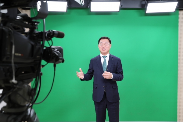 3월 19일, 하나생명 김인석 신임대표가 온라인 영상으로 취임사를 발표하고 있다.